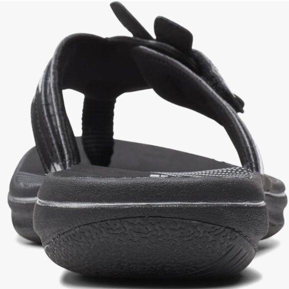 Clarks Cloudsteppers (8 Medium) Womens BrinKley Flora BLACK Patent Flip Flop - Picture 2 of 4